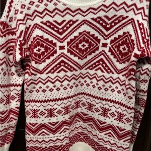 Red & white soft sweater in xs petite